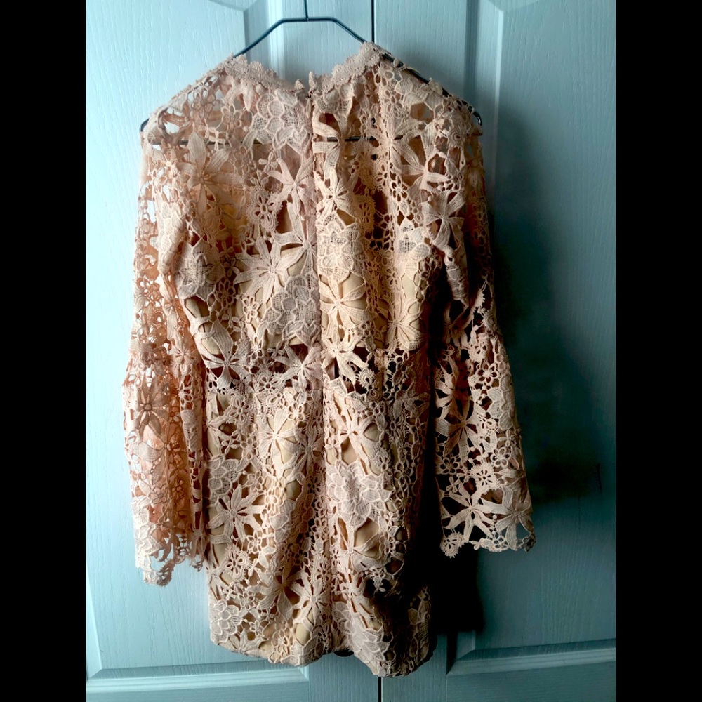 ENDLESS ROSE eyelet dress - Picture 9 of 9
